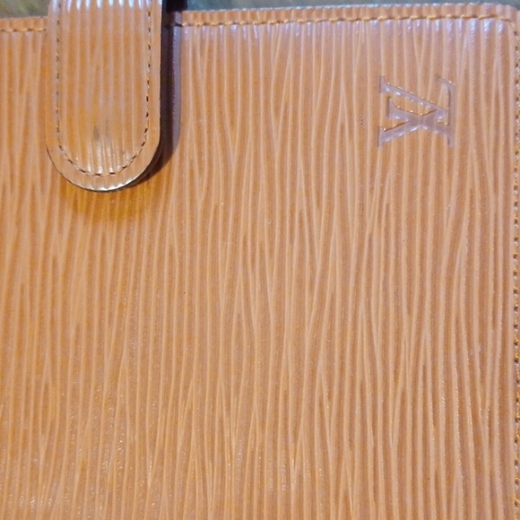 ✨️LOUIS VUITTON EPI LEATHER AGENDA PM COVER - Picture 4 of 11